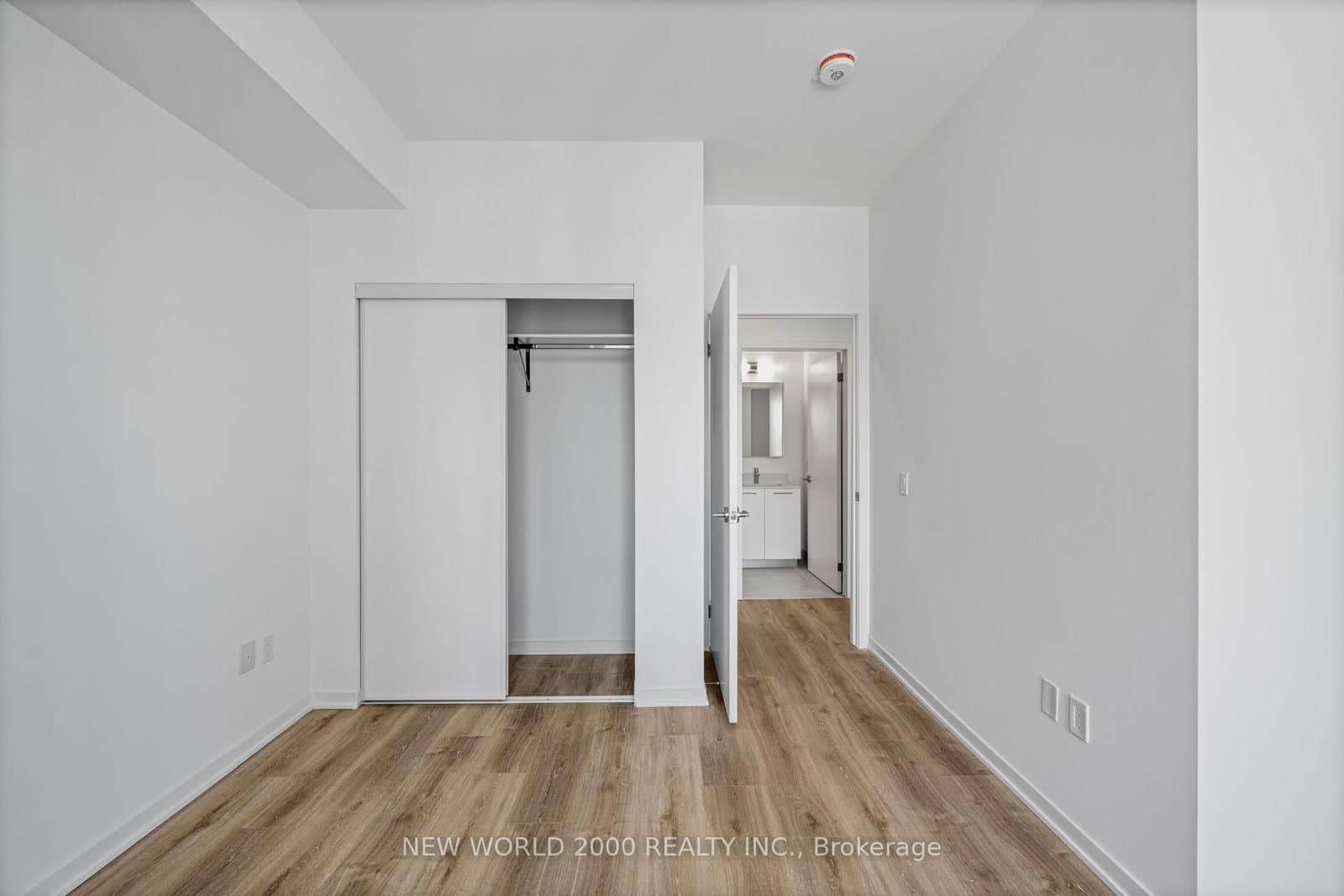 101 Roehampton Avenue, Unit 2513 thumbnail 15