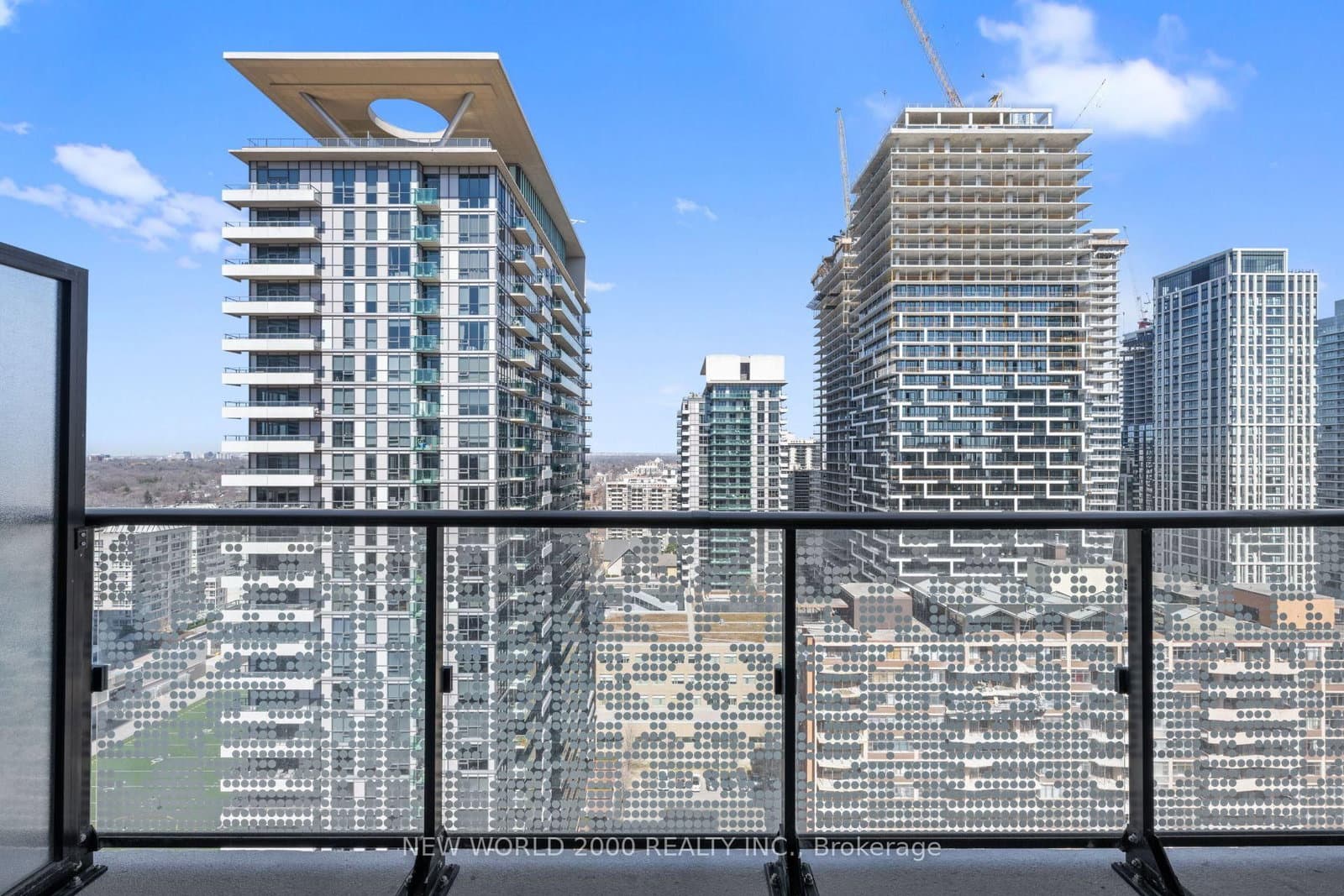101 Roehampton Avenue, Unit 2513 thumbnail 18