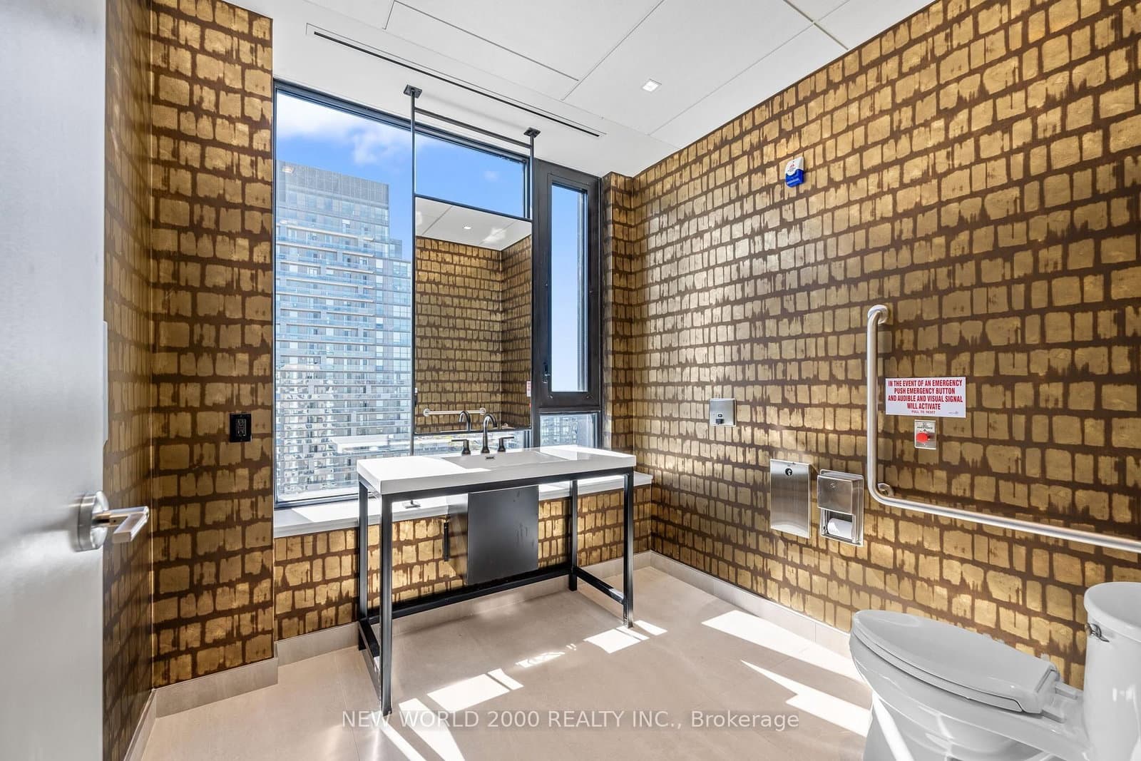 101 Roehampton Avenue, Unit 2513 thumbnail 30