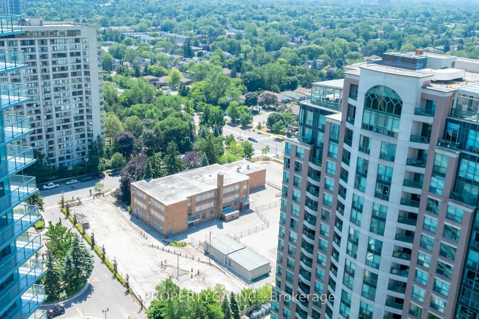 5508 Yonge Street, Unit PH03 thumbnail 8