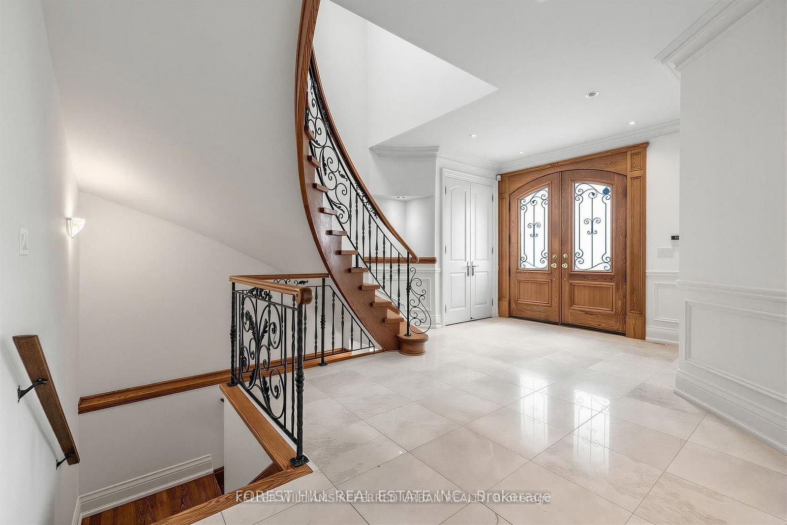 131 Estelle Avenue thumbnail 3
