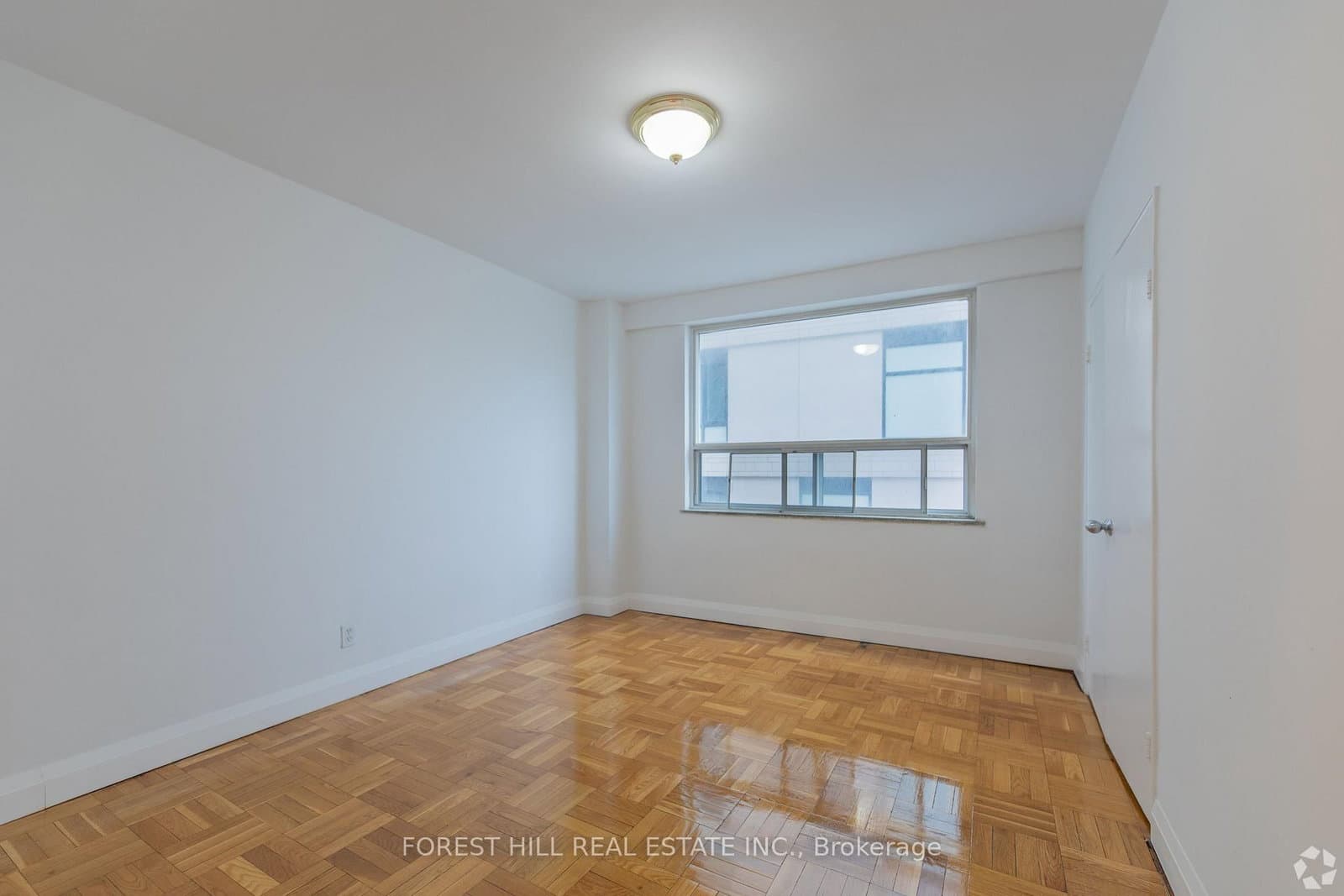 291 Avenue Road, Unit 310 thumbnail 13