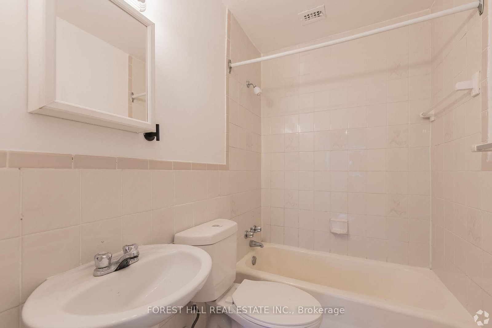 291 Avenue Road, Unit 310 thumbnail 9