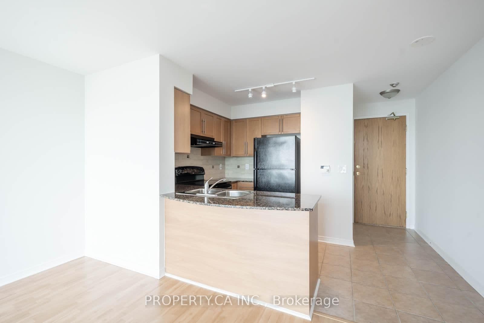 5508 Yonge Street, Unit PH03 thumbnail 3