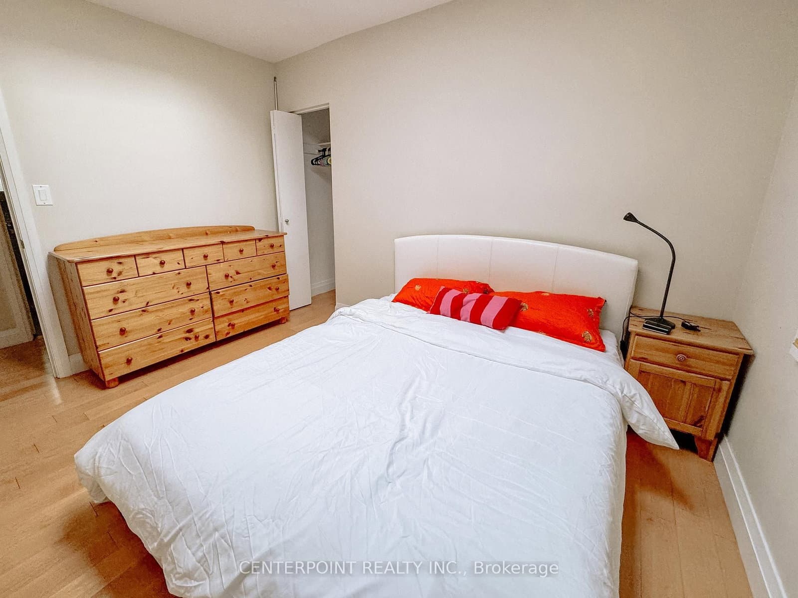 29 Chipping Road, Unit Main thumbnail 14