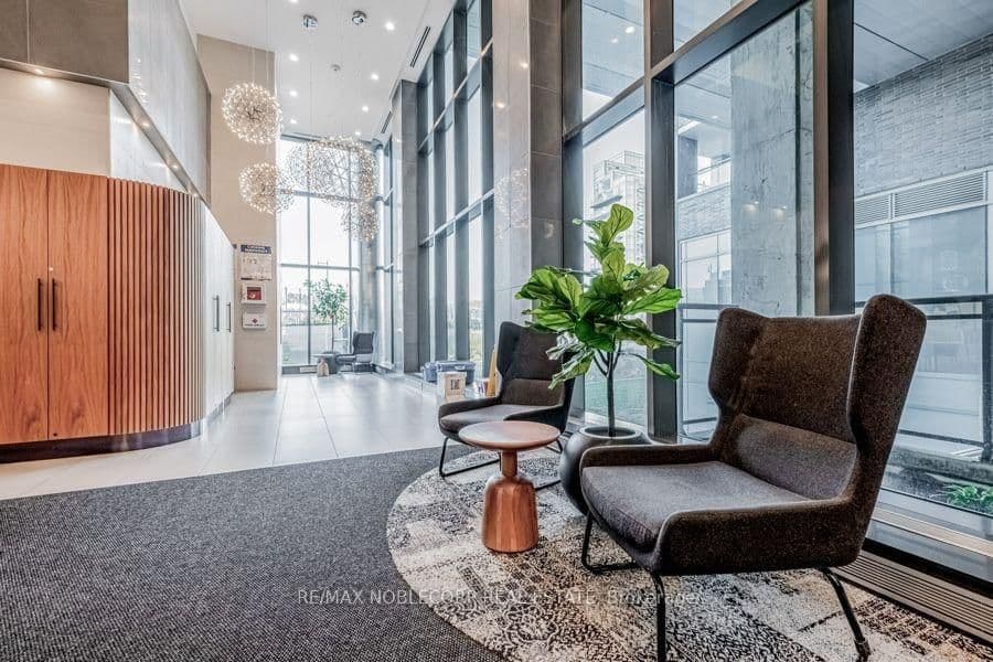 20 Minowan Miikan Lane, Unit 1006 thumbnail 23