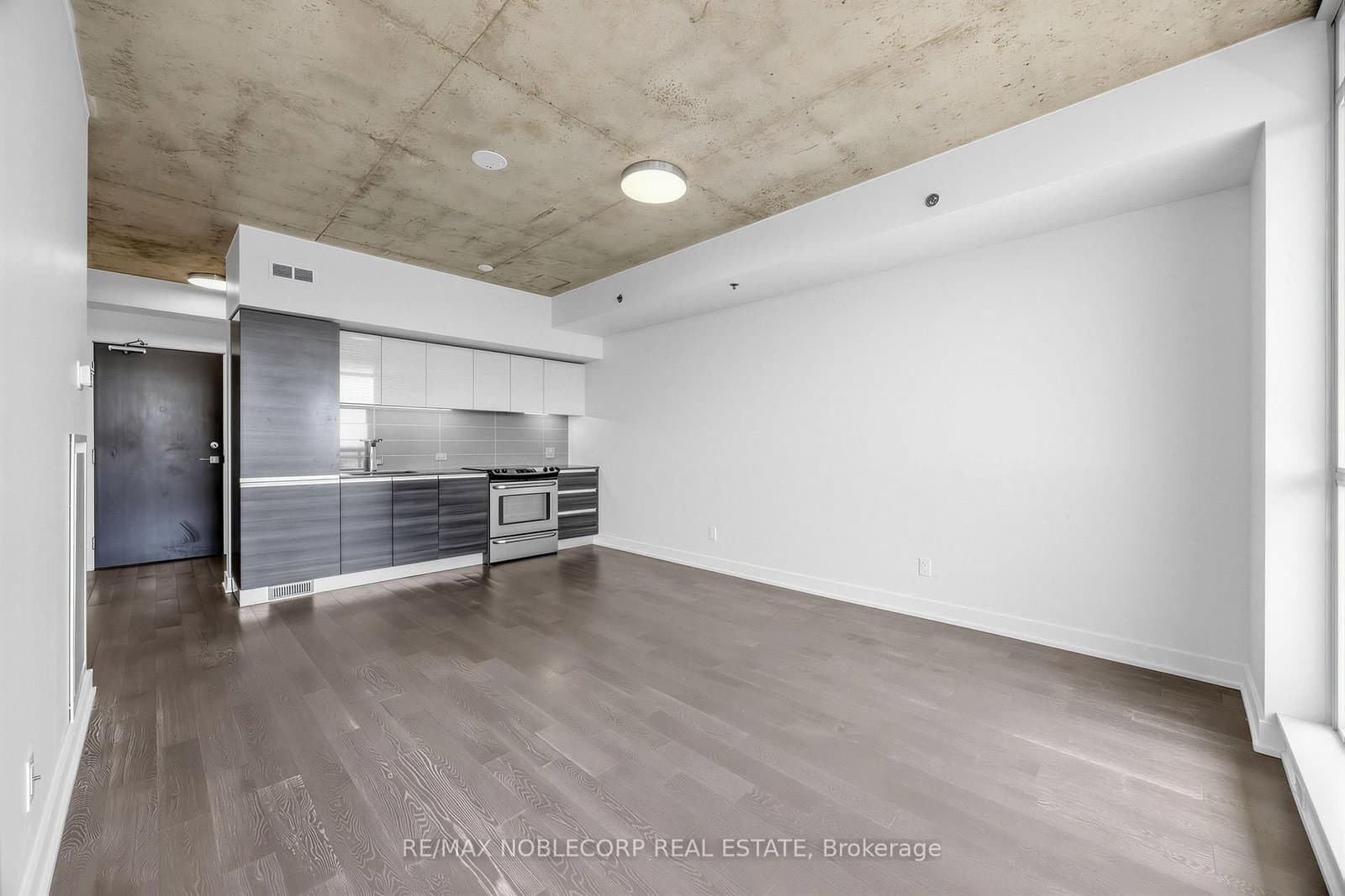 20 Minowan Miikan Lane, Unit 1006 thumbnail 8