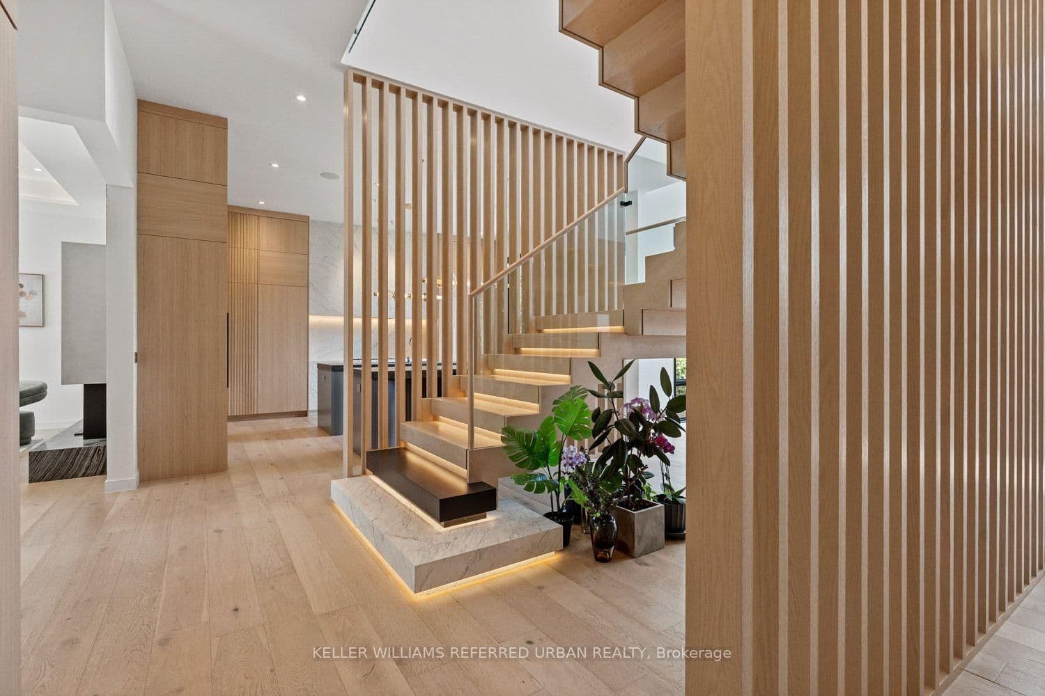 27 Berkinshaw Crescent thumbnail 3
