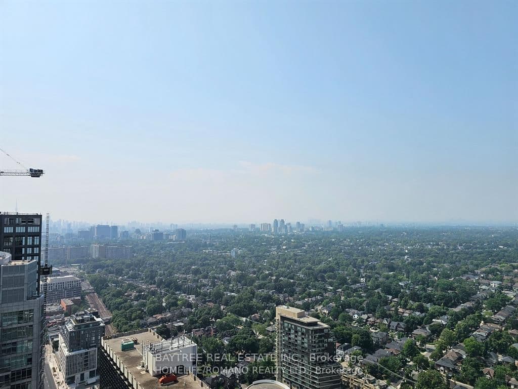 2221 Yonge Street, Unit 4008 thumbnail 16