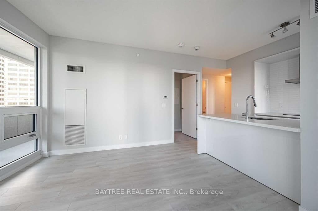 2221 Yonge Street, Unit 4008 thumbnail 19