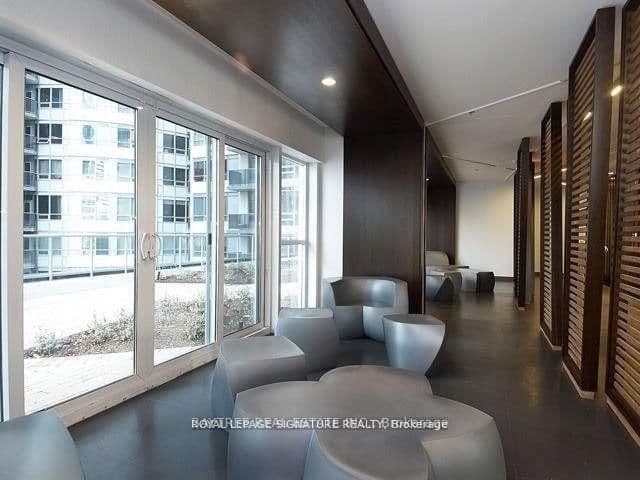2221 Yonge Street, Unit 4008 thumbnail 21