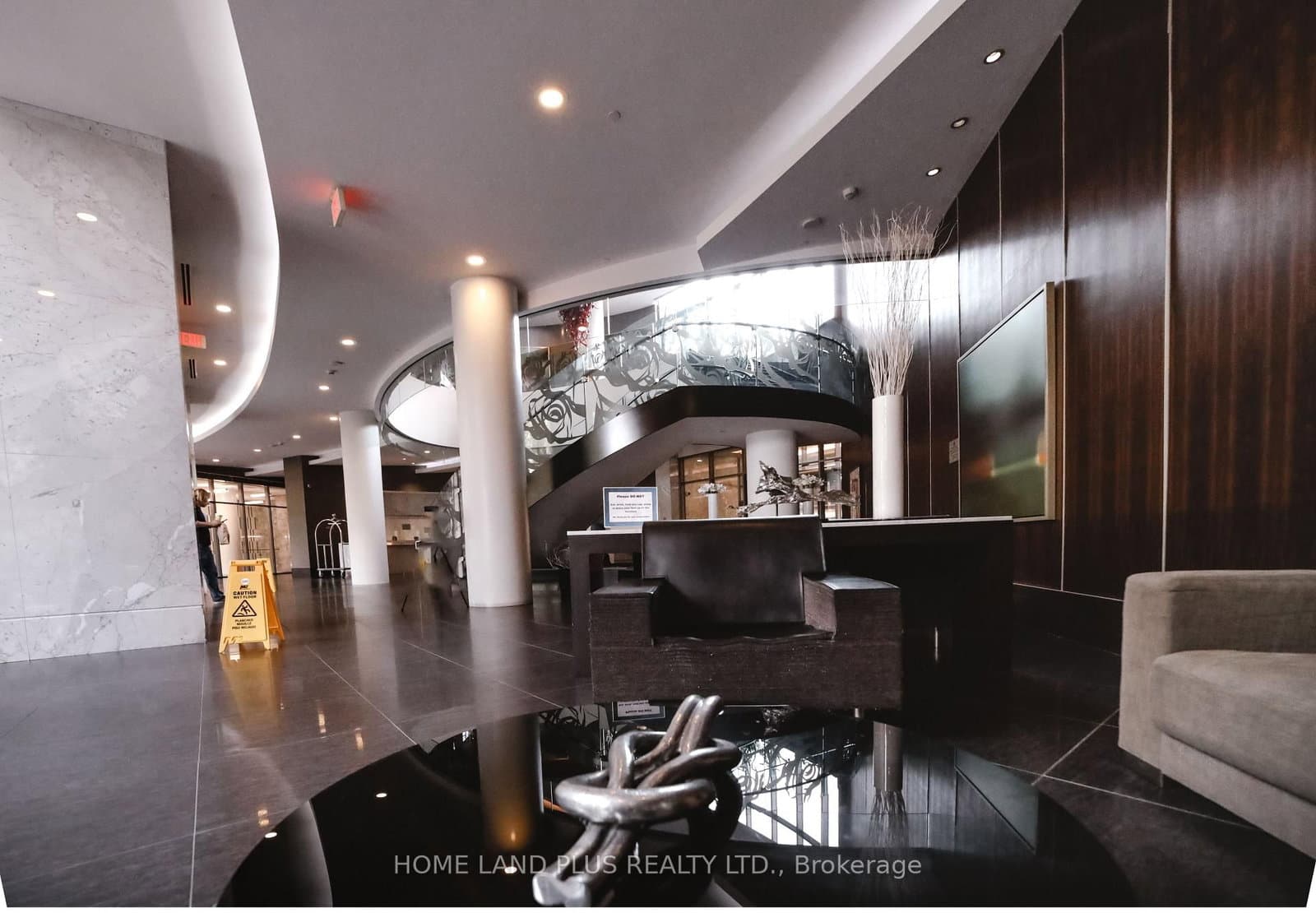 5168 Yonge Street, Unit 2111 thumbnail 3