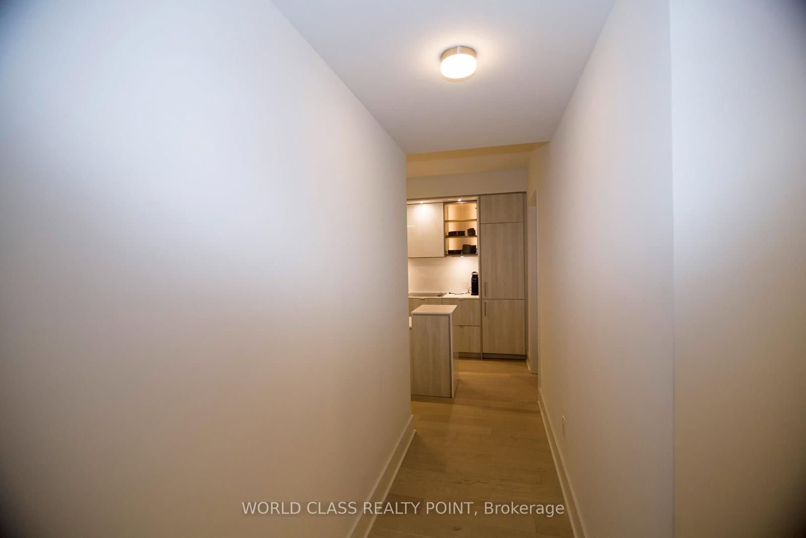 11 Yorkville Avenue, Unit 1807 thumbnail 19