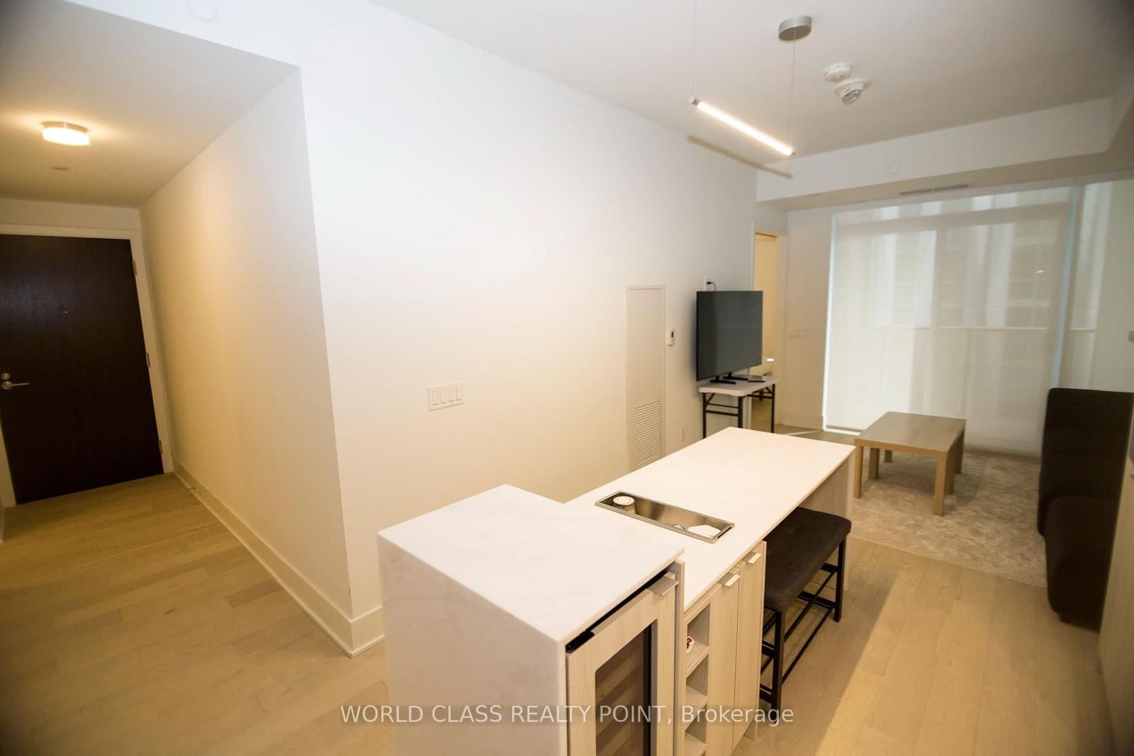 11 Yorkville Avenue, Unit 1807 thumbnail 23