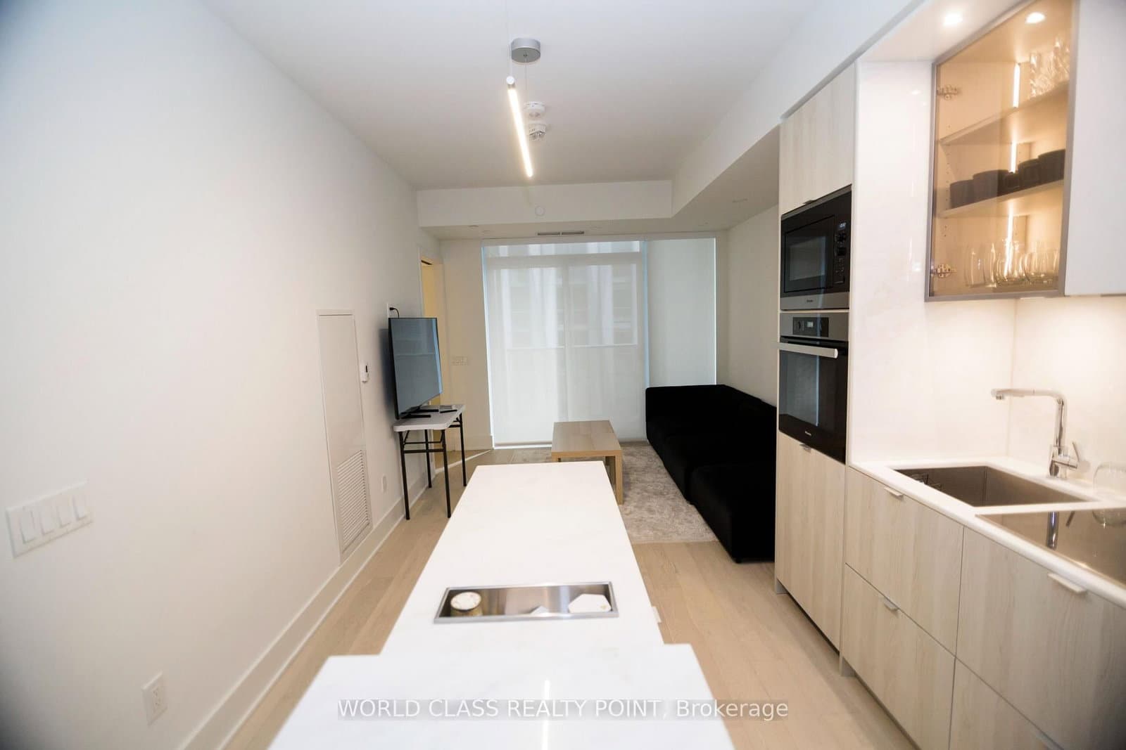11 Yorkville Avenue, Unit 1807 thumbnail 27