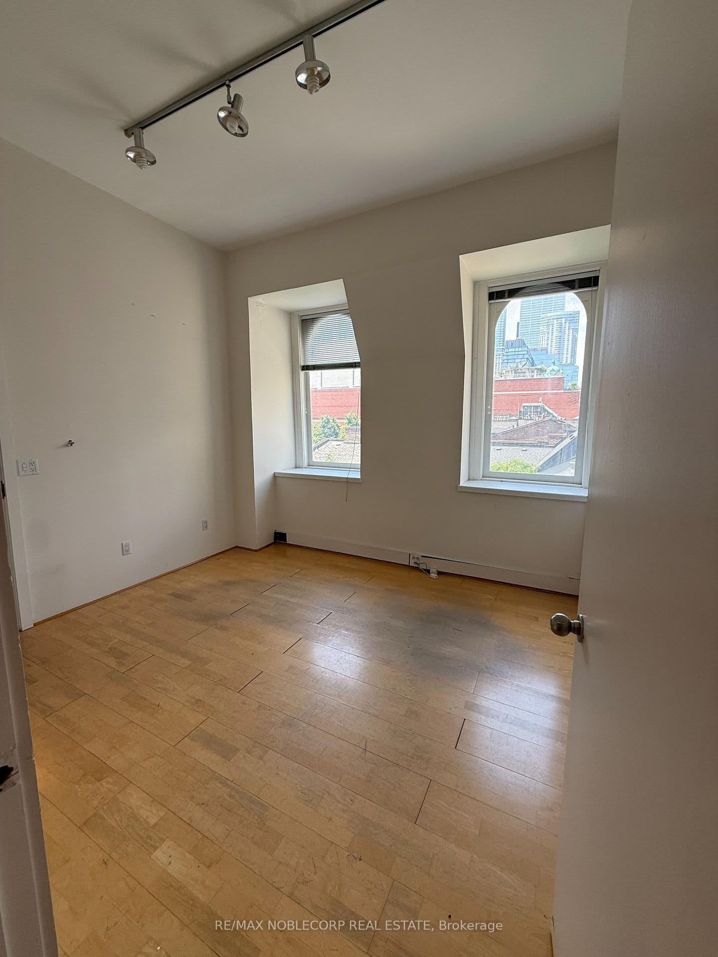 187 King Street E, Unit 4th Floor thumbnail 14