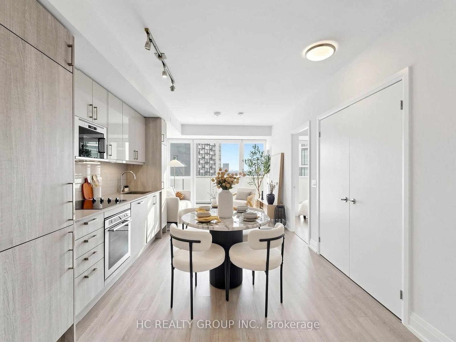 77 Mutual Street, Unit 2703 thumbnail 11
