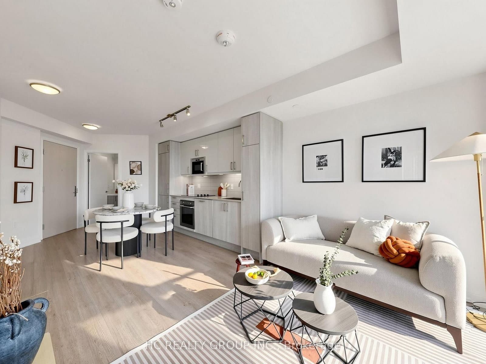 77 Mutual Street, Unit 2703 thumbnail 6
