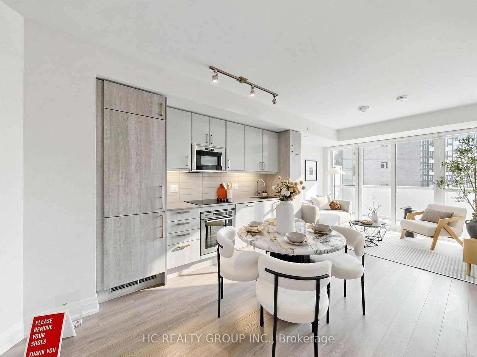 77 Mutual Street, Unit 2703 thumbnail 9