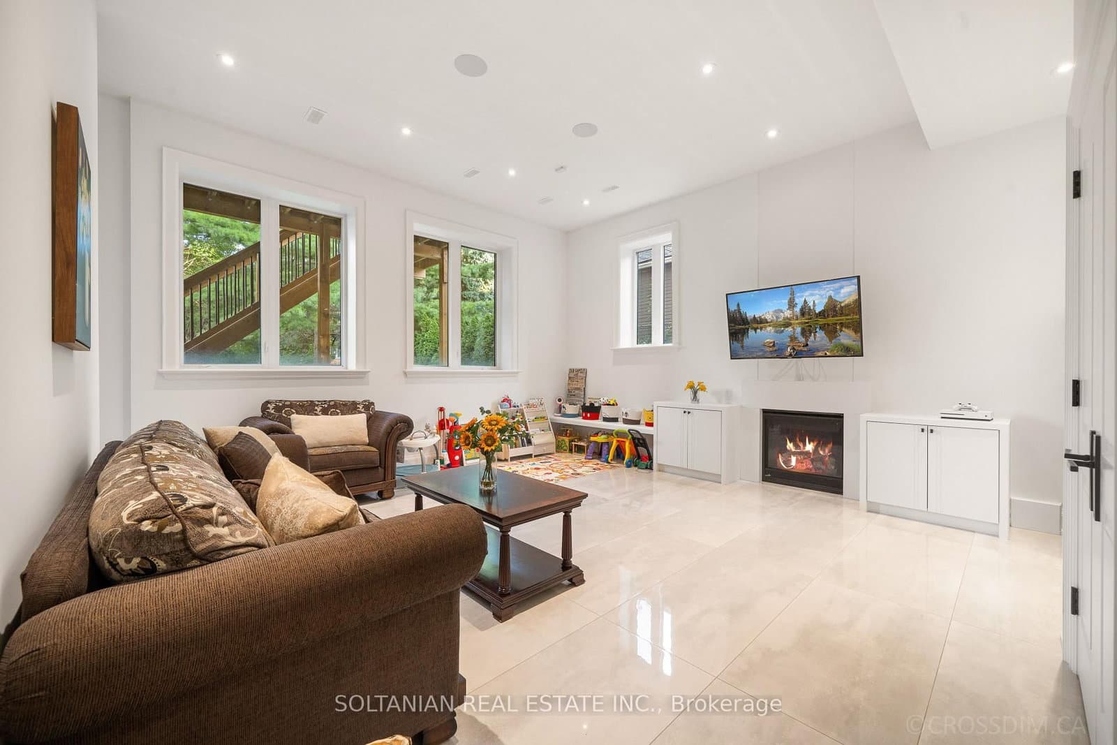15 Calvin Avenue thumbnail 35