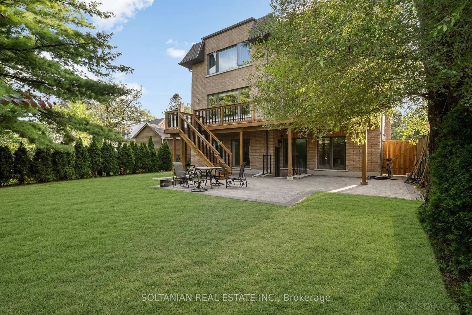 15 Calvin Avenue thumbnail 43