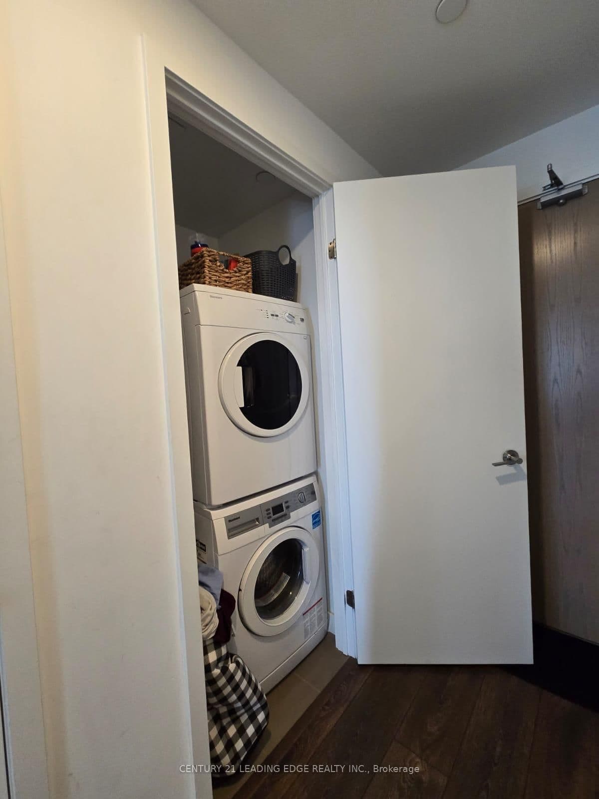 125 Blue Jays Way, Unit 3303 thumbnail 13
