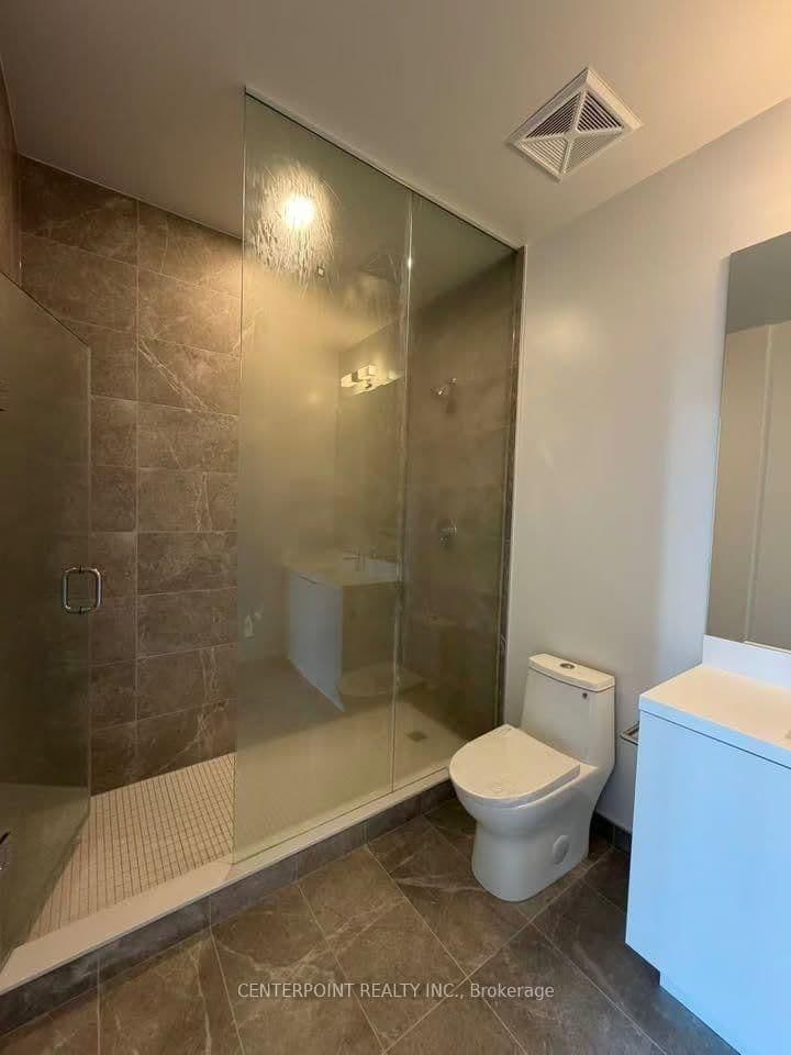 400 King Street W, Unit 1117 thumbnail 12