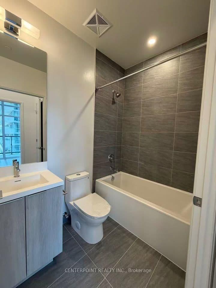 400 King Street W, Unit 1117 thumbnail 6