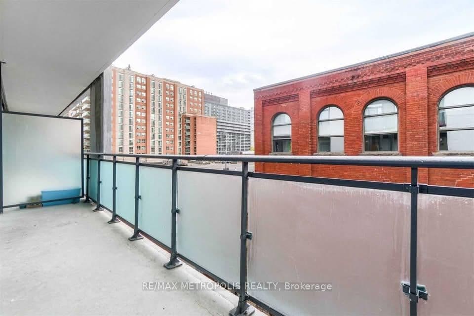 460 Adelaide Street E, Unit 520 thumbnail 21