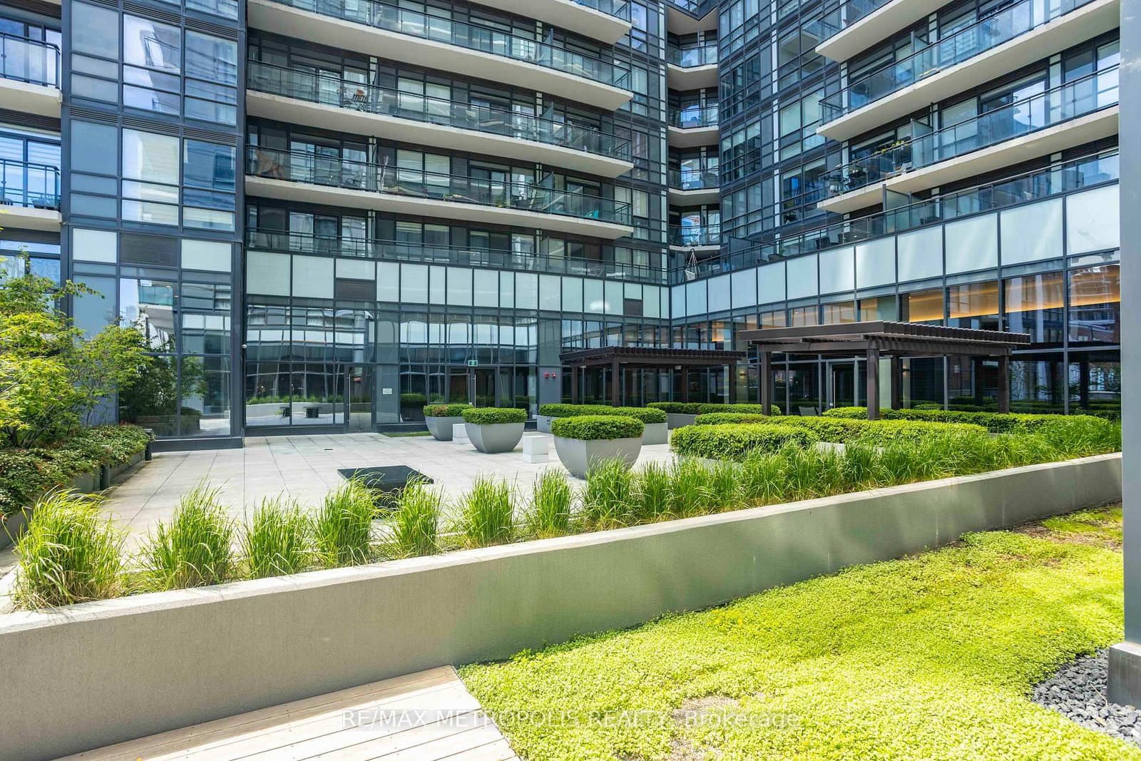 460 Adelaide Street E, Unit 520 thumbnail 23