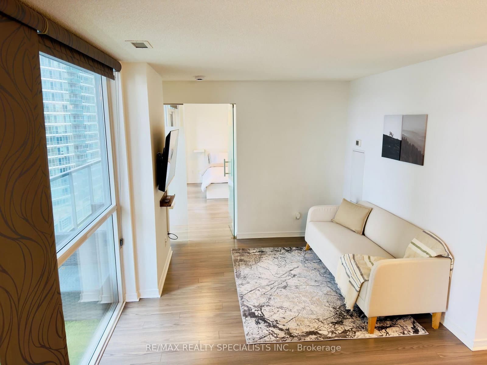 352 Front Street, Unit 1007 thumbnail 11