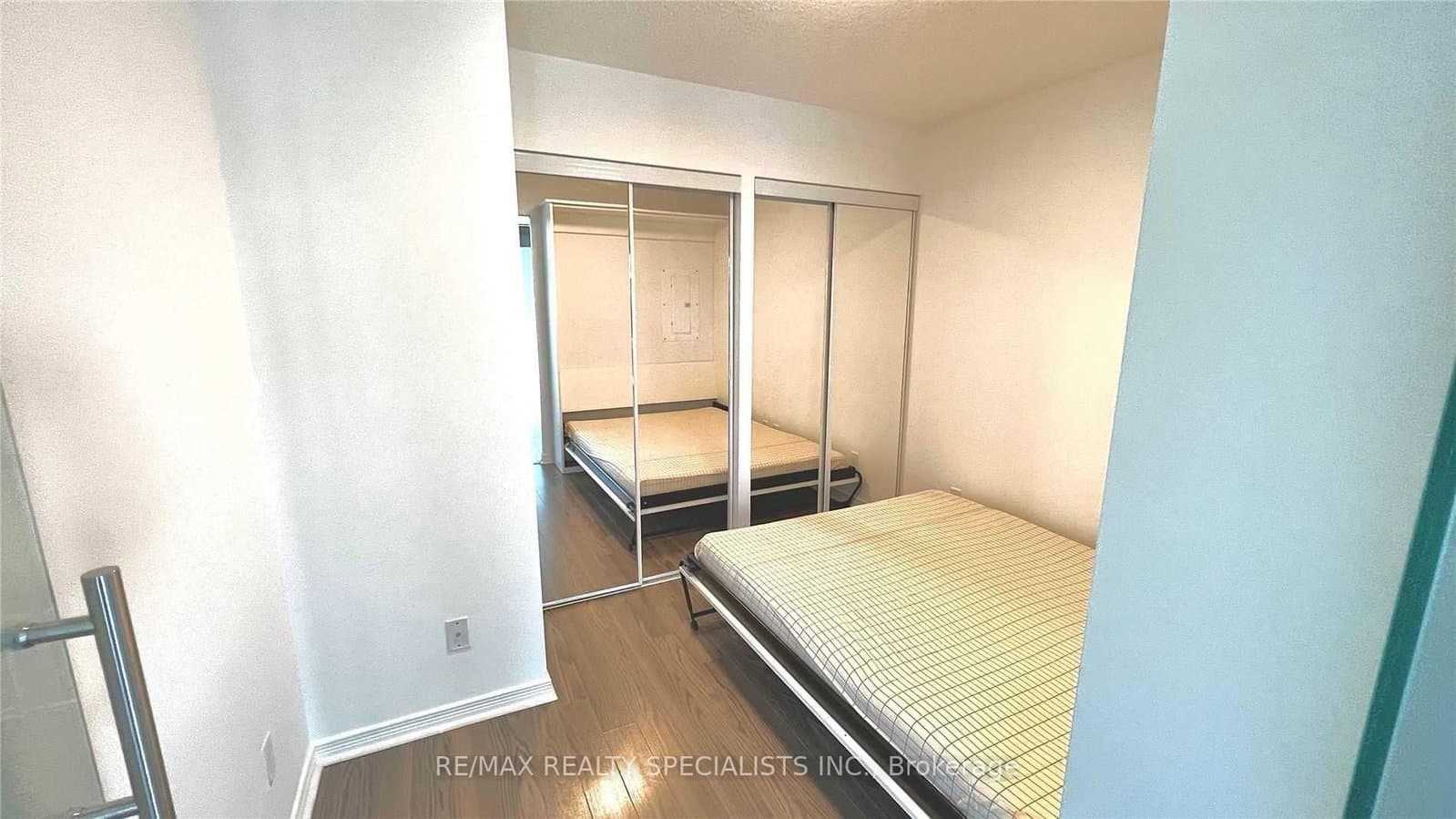 352 Front Street, Unit 1007 thumbnail 19