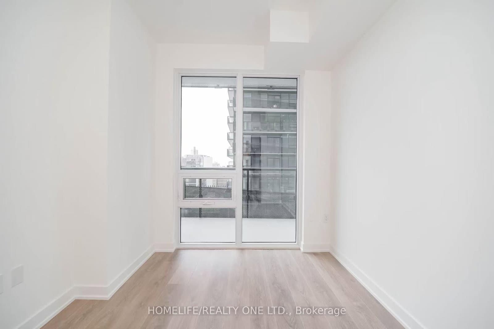 117 Broadway Avenue, Unit 1111 thumbnail 11