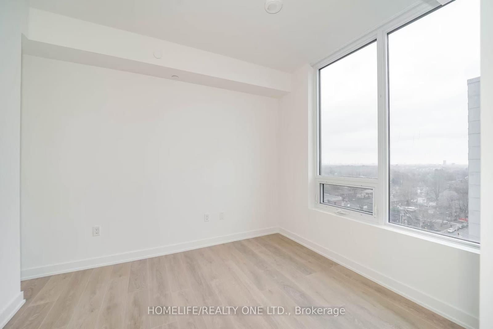 117 Broadway Avenue, Unit 1111 thumbnail 8