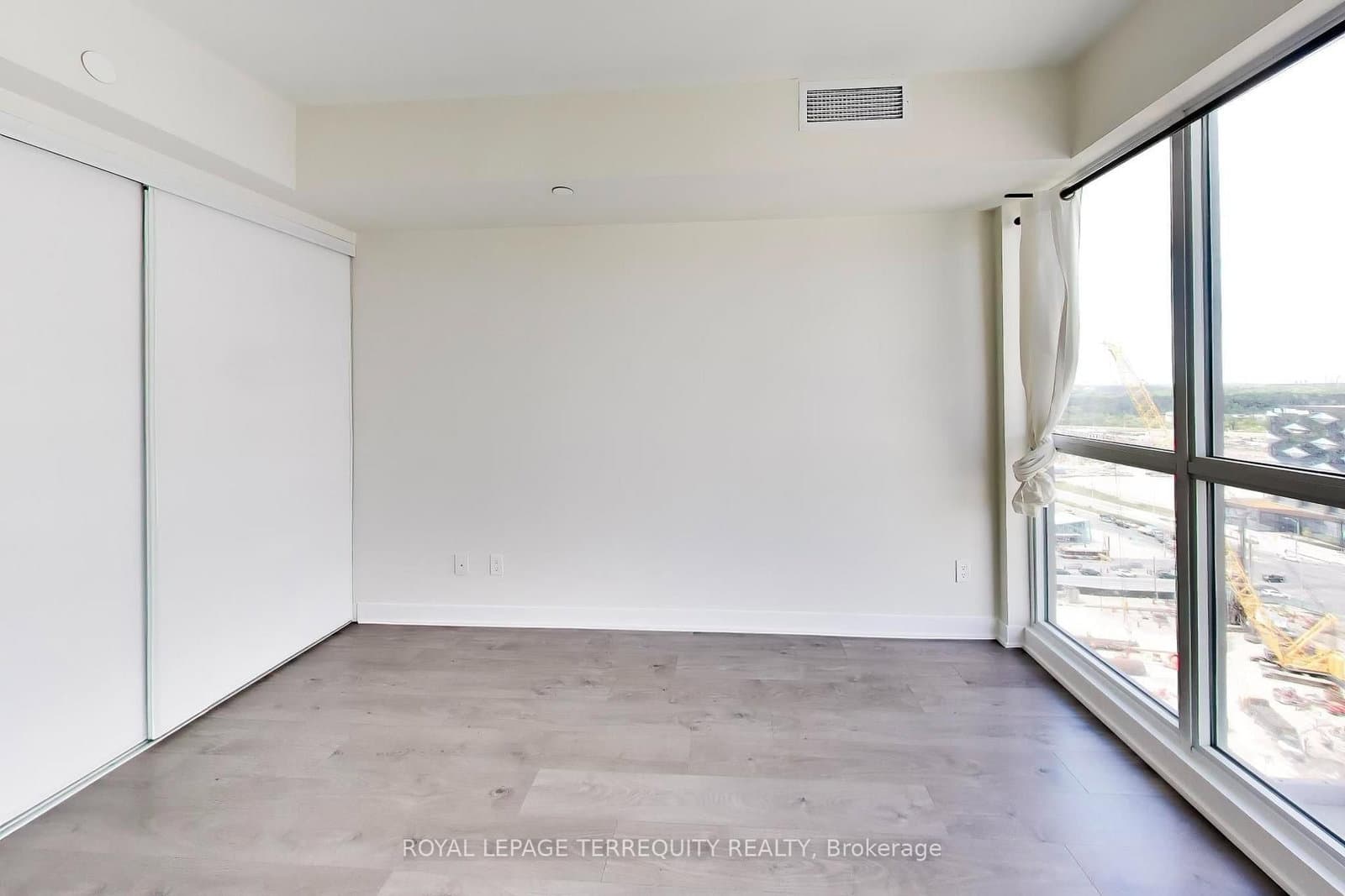 2 Sonic Way, Unit 1803 thumbnail 13