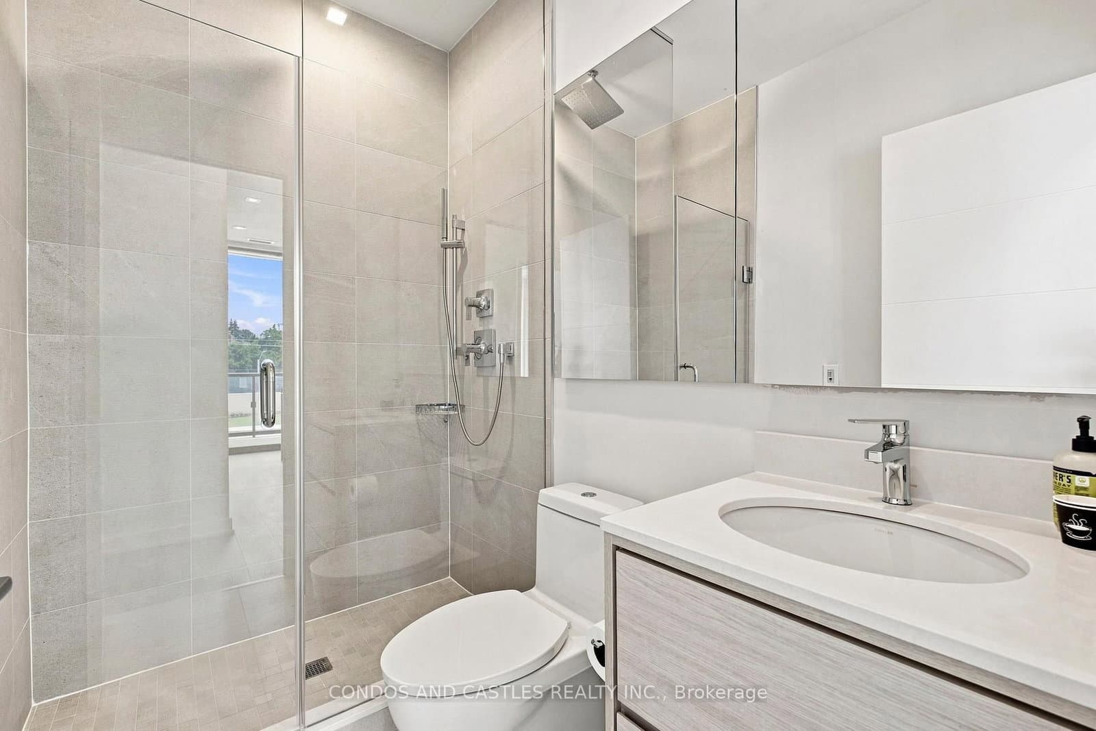 29 Green Trail Court, Unit 210 thumbnail 39