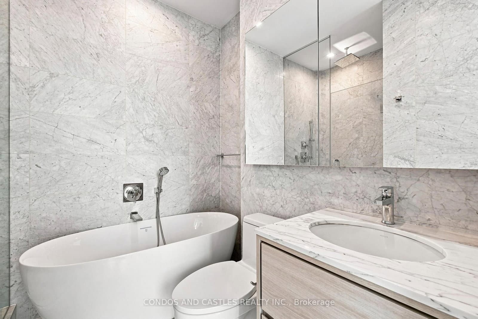 29 Green Trail Court, Unit 210 thumbnail 44