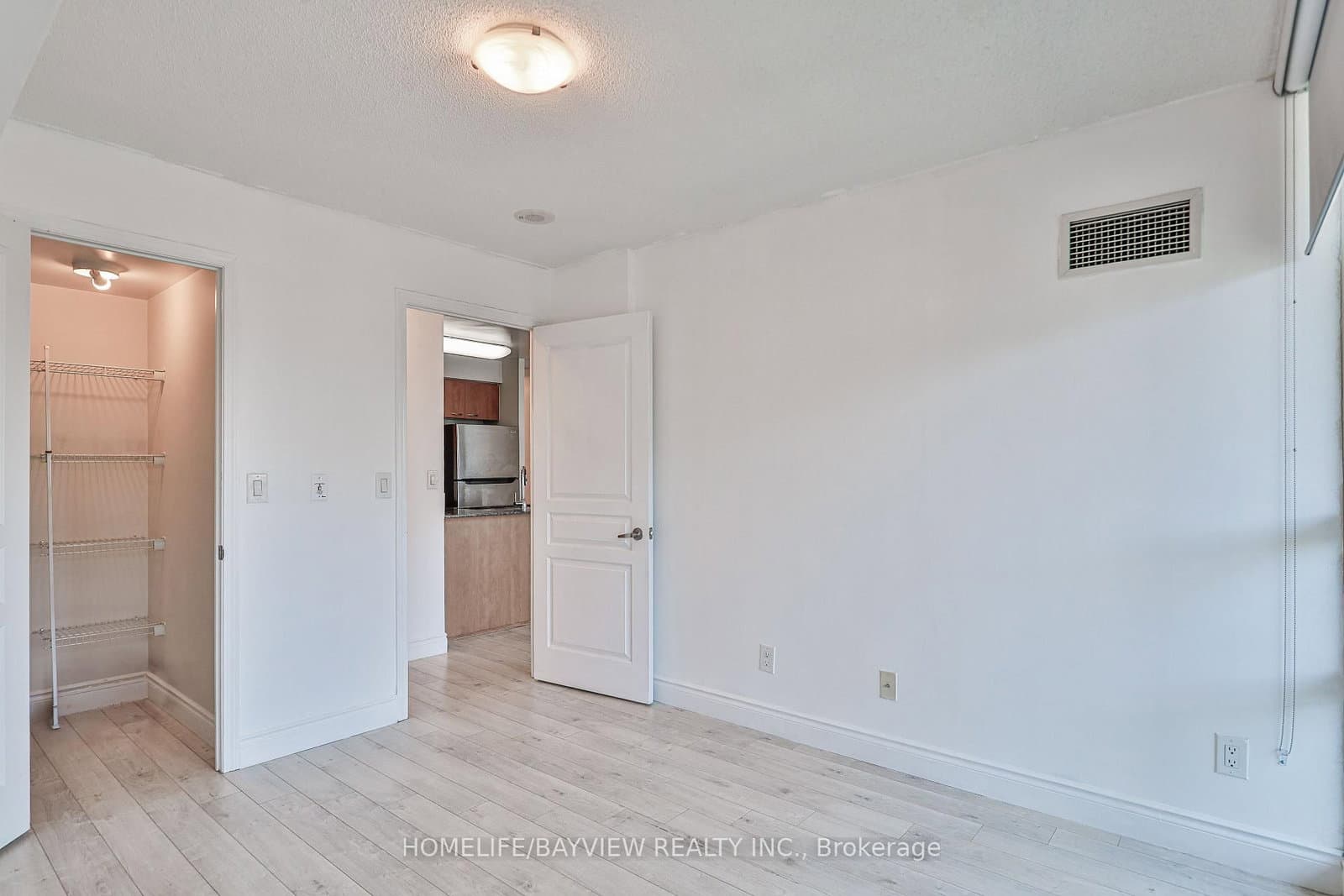 503 Beecroft Road, Unit LPH08 thumbnail 23