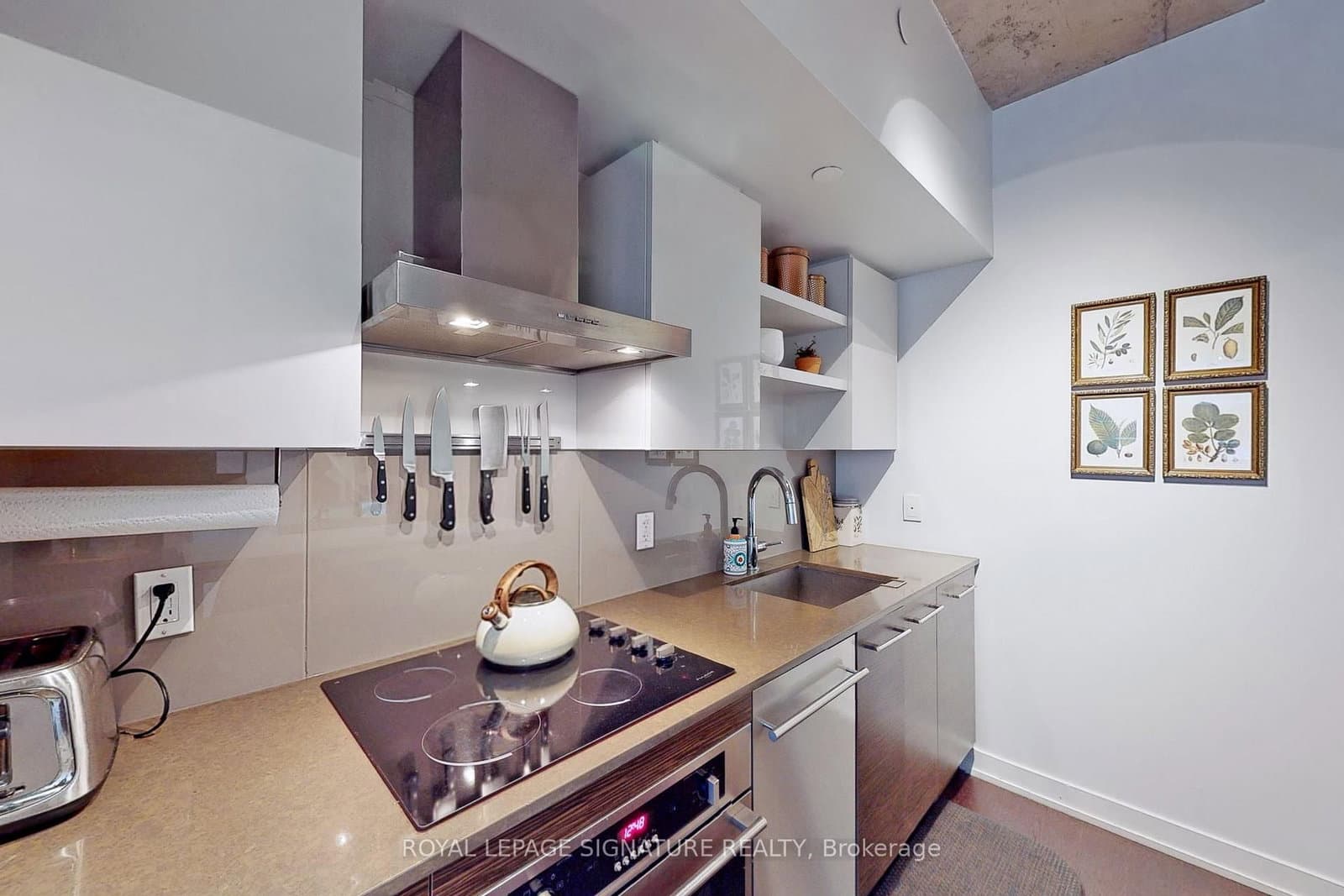 1030 King Street W, Unit 844 thumbnail 16