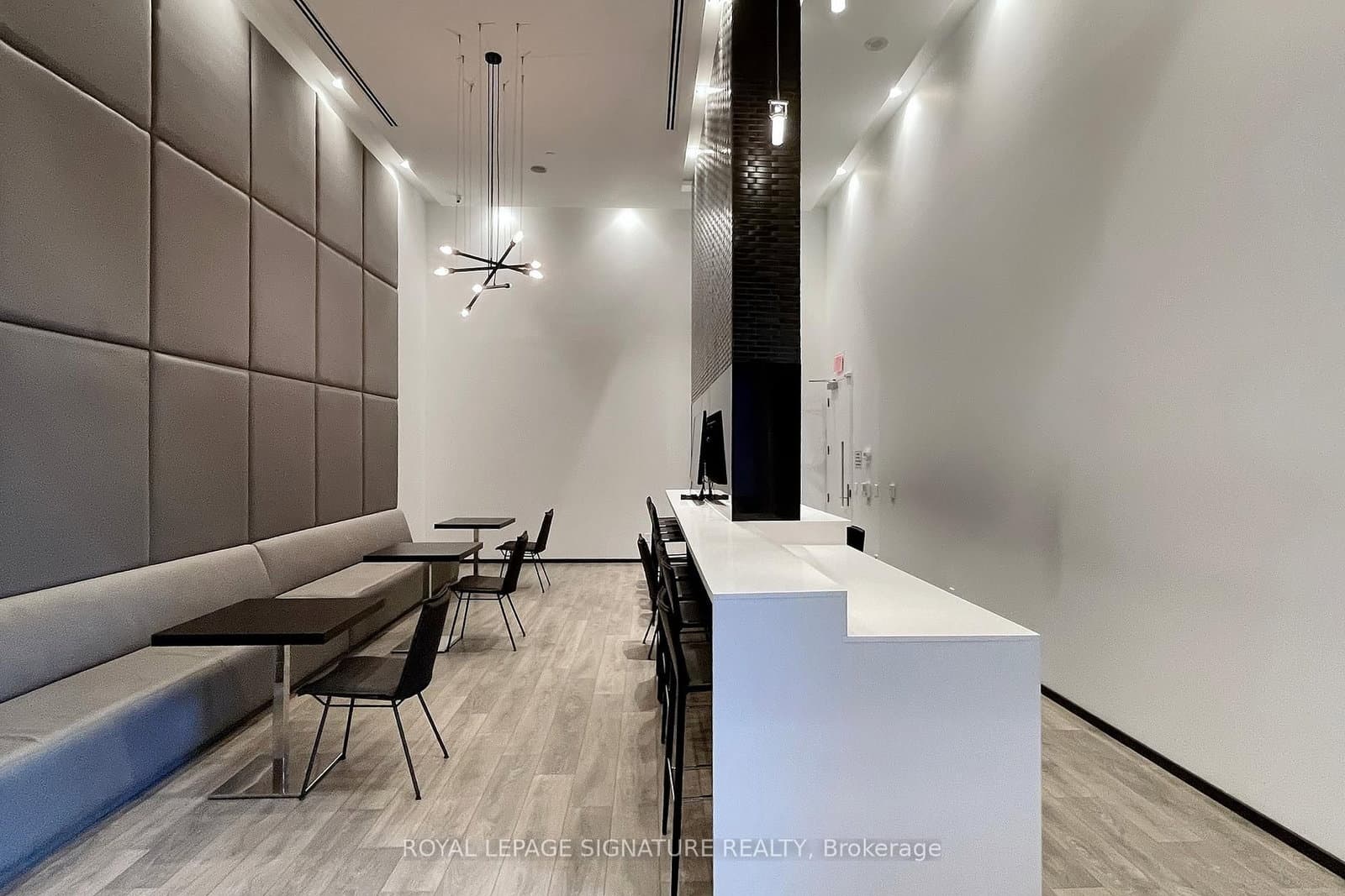1030 King Street W, Unit 844 thumbnail 31