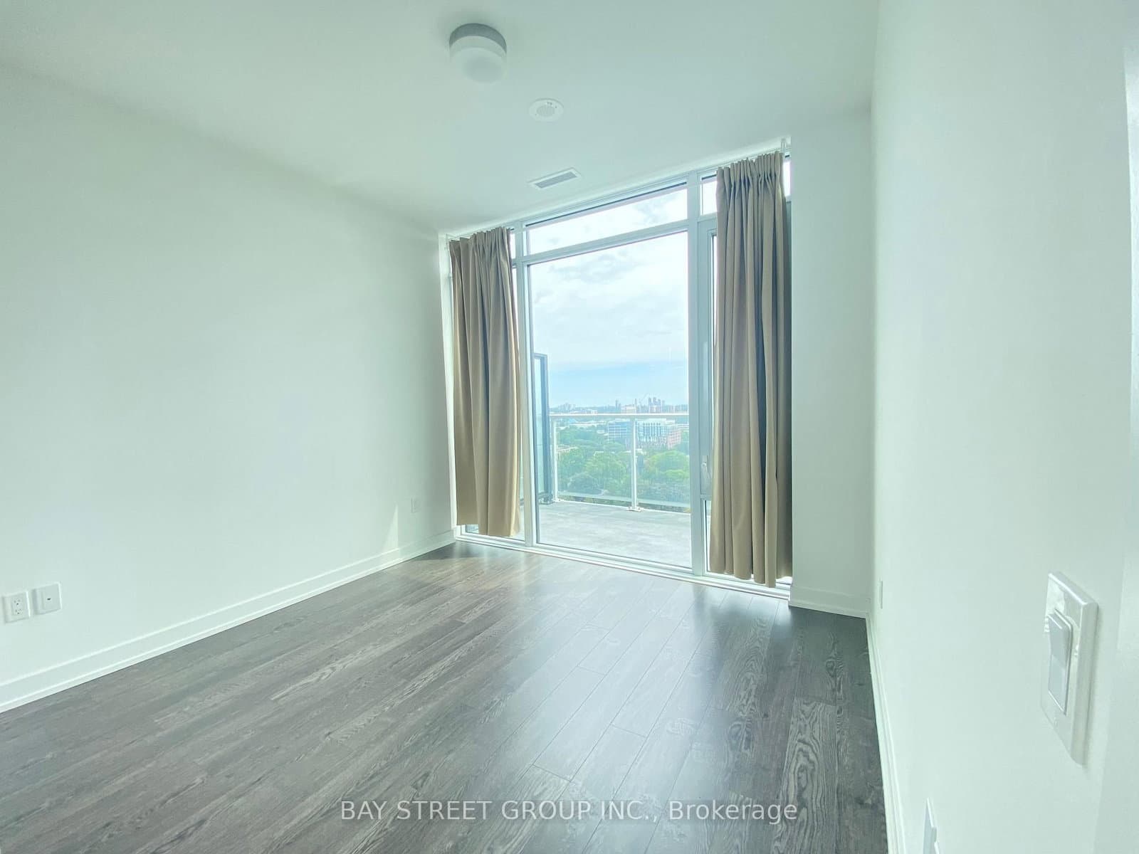 20 O'Neill Road, Unit 1613 thumbnail 15
