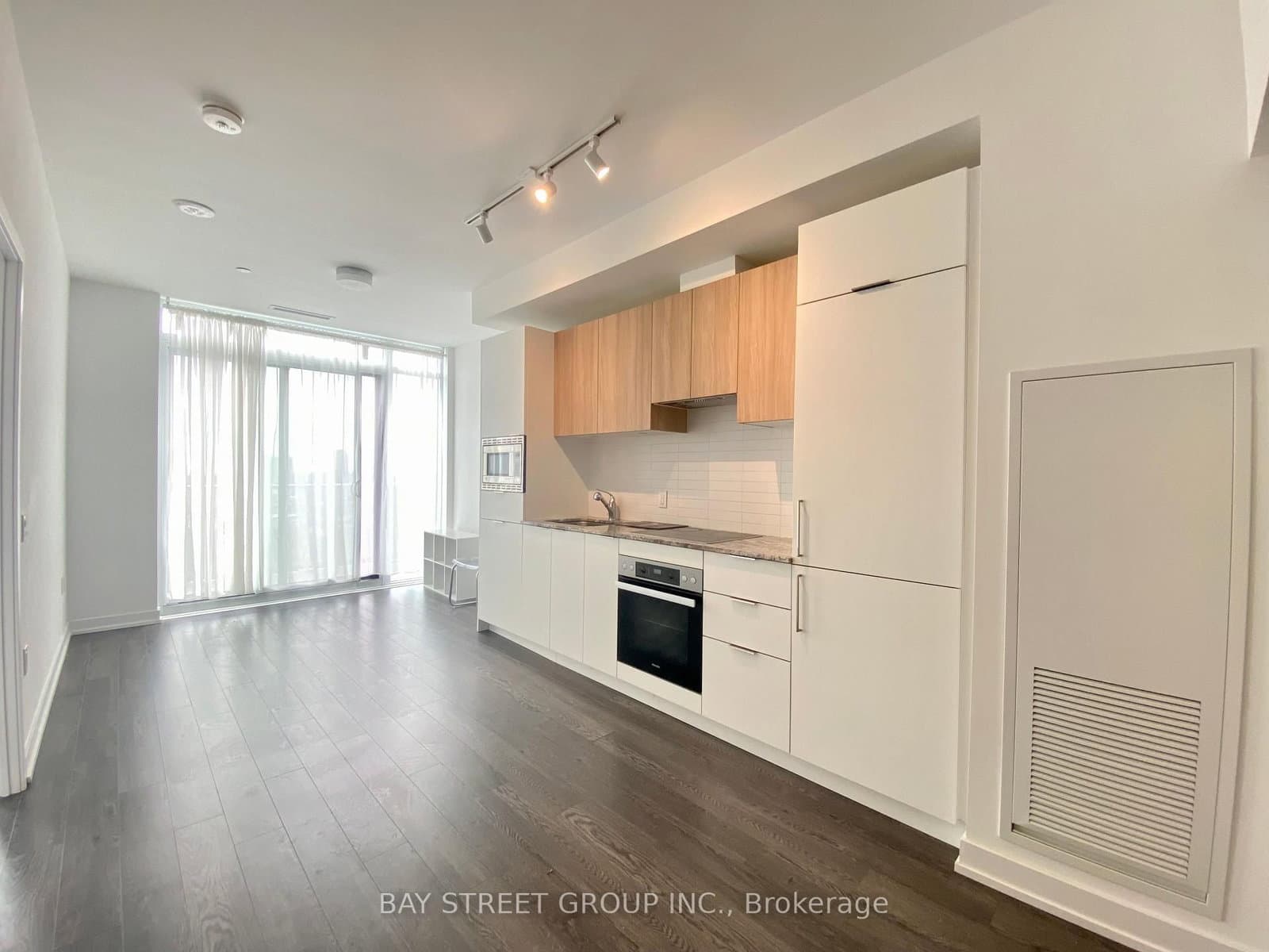 20 O'Neill Road, Unit 1613 thumbnail 6
