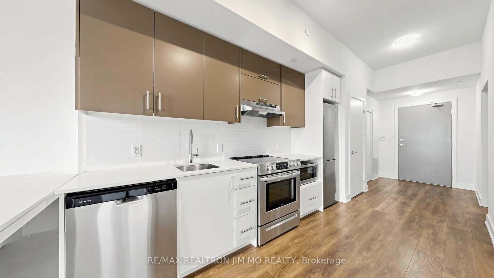 188 Fairview Mall Drive, Unit 522 thumbnail 10