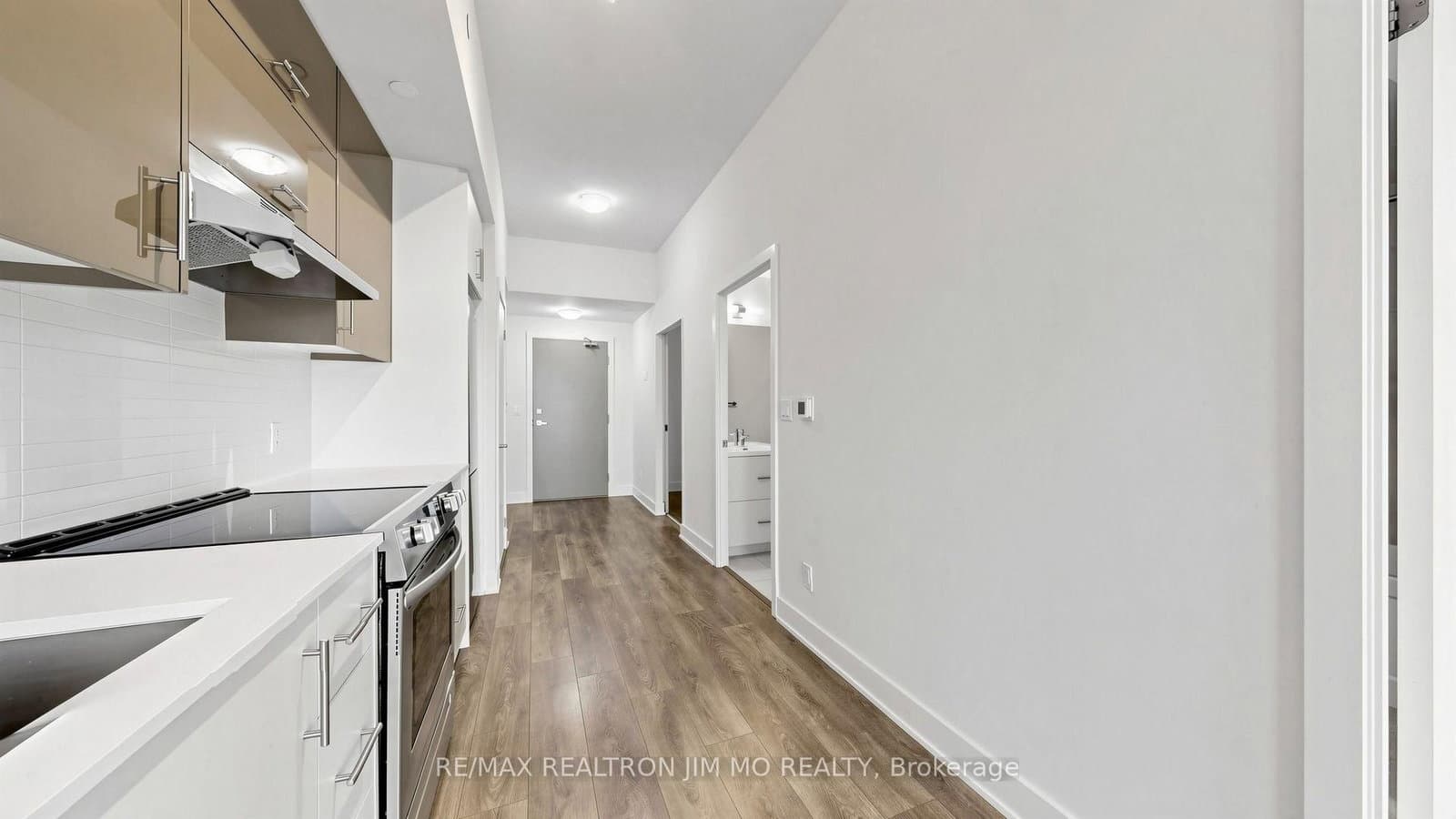 188 Fairview Mall Drive, Unit 522 thumbnail 11