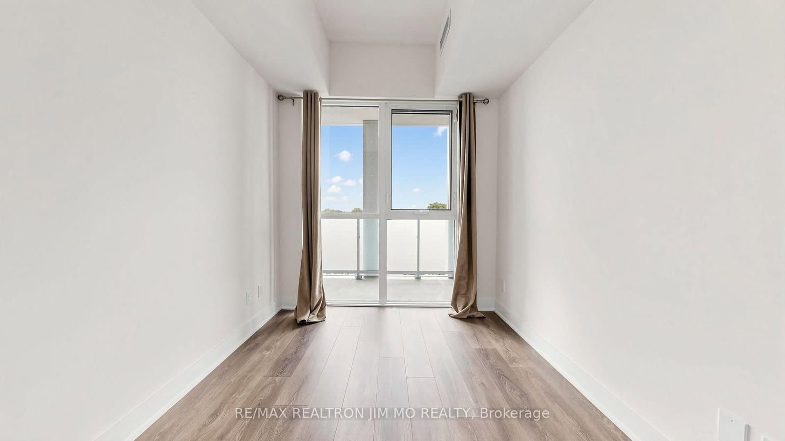 188 Fairview Mall Drive, Unit 522 thumbnail 22
