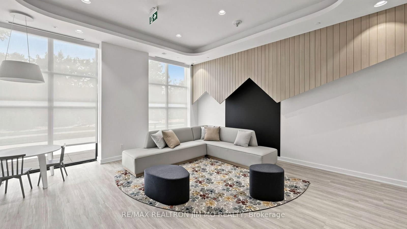 188 Fairview Mall Drive, Unit 522 thumbnail 35