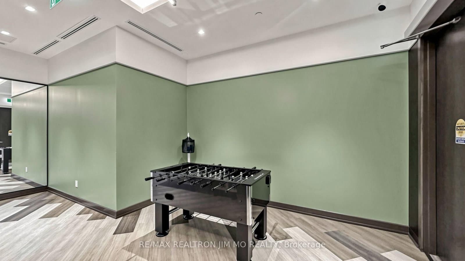188 Fairview Mall Drive, Unit 522 thumbnail 39