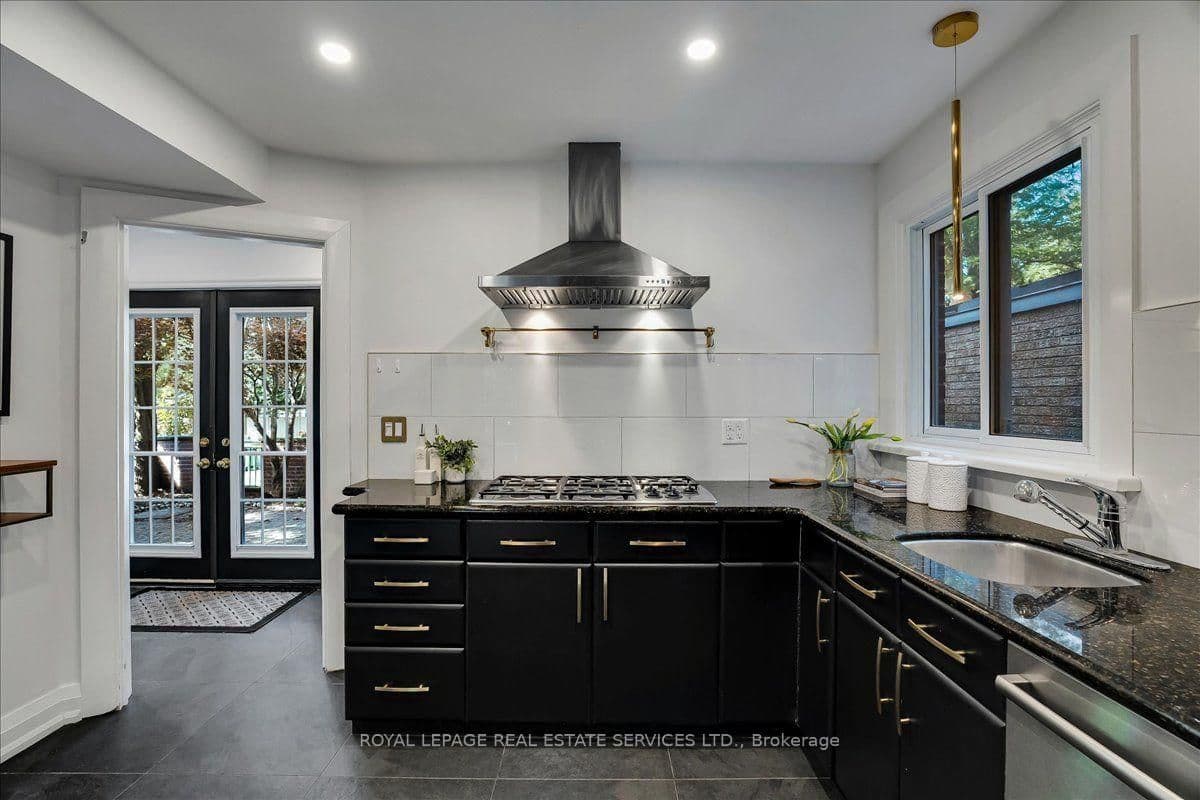 97 Bocastle Avenue thumbnail 13
