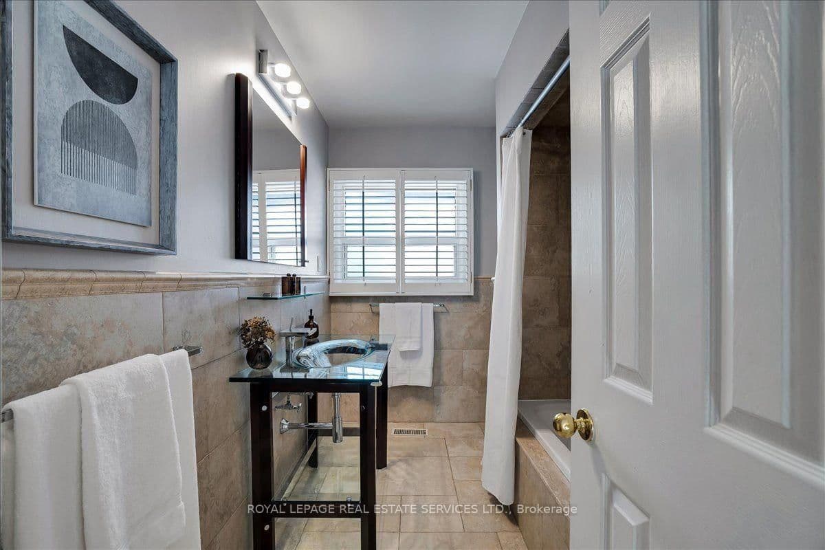 97 Bocastle Avenue thumbnail 41