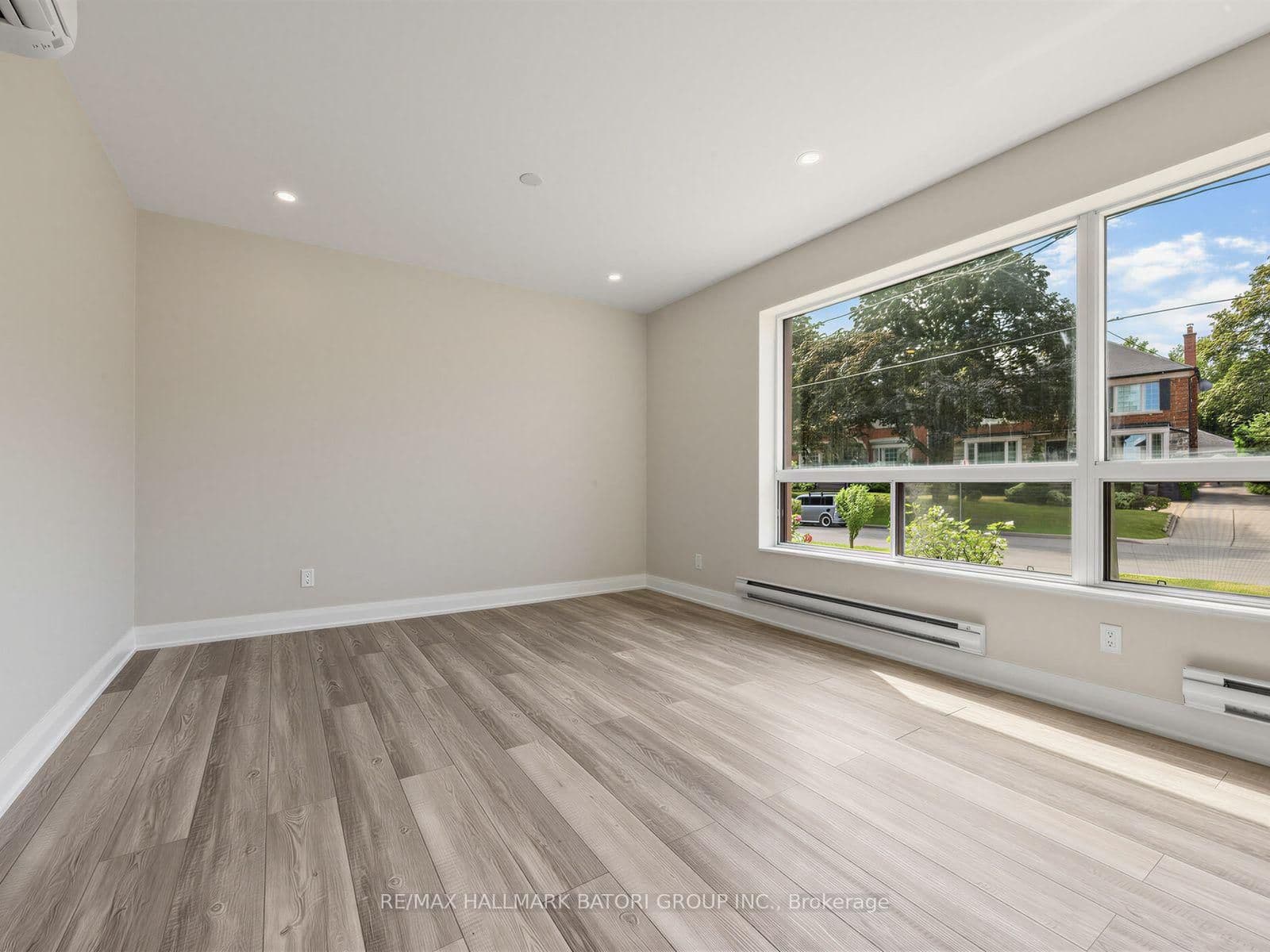 6 Croydon Road, Unit 2 thumbnail 7